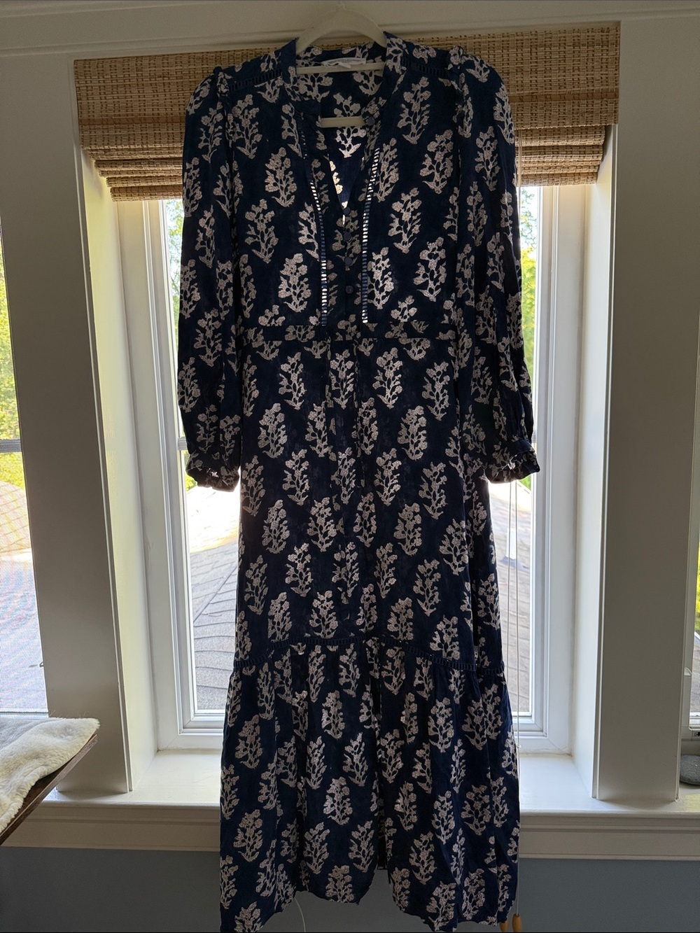Emerson Fry Marguerite 2 Organic Frances 4 V Dress White Floral - Picture 2 of 3
